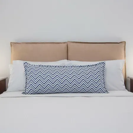 Soula Hotel Fira (Santorini)