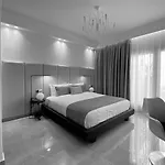 Soula 3* Fira (Santorini)