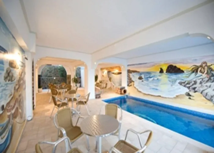 Soula Fira (Santorini)