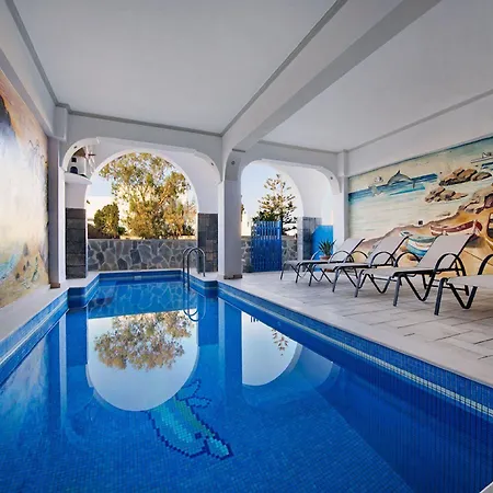 Soula Hotel Fira (Santorini)