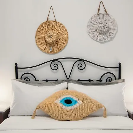 Soula 3* Fira (Santorini)